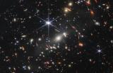 韦伯空间望远镜首张全彩图像公布，系迄今最深宇宙红外图像